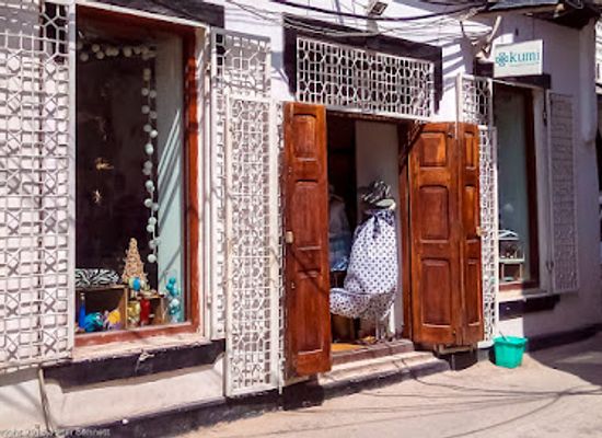 tanzania/zanzibar-archipelago/shop/kumi-gifts-treats