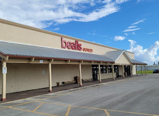 florida/lake-okeechobee/shop/bealls