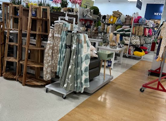 tennessee/reelfoot-lake-area/shop/marshalls