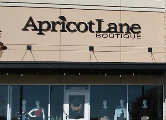 texas/waco/shop/apricot-lane-boutique
