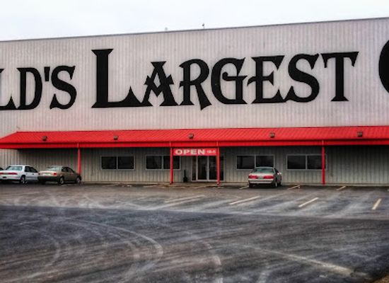 missouri/northeast-missouri/shop/large-gift-shop