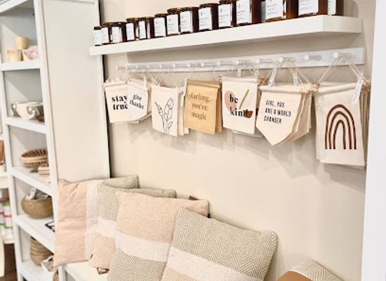 ohio/findlay/shop/light-lovely-fair-trade-boutique