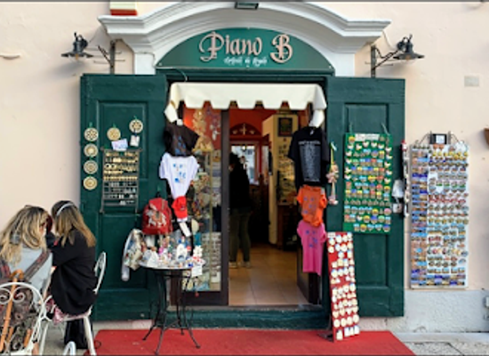 italy/matera/sassi-di-matera/shop/piano-b