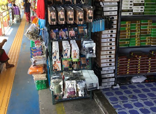 myanmar-burma/naypyidaw/shop/rhwemha-pkhrangstio