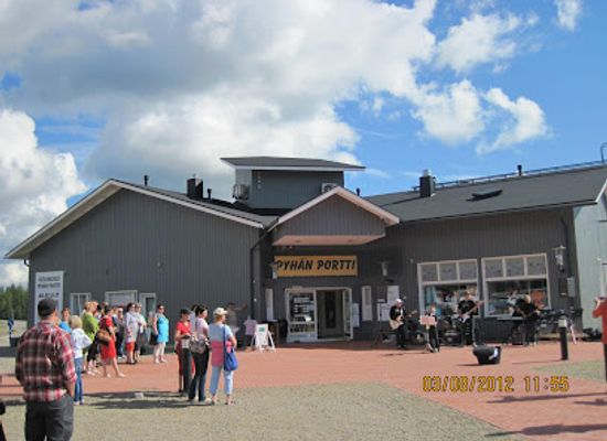 finland/pyha-luosto-national-park/shop/ilona-pienoistavaratalo