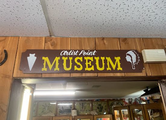 arkansas/devil-s-den-state-park/shop/artist-point-gift-shop-and-cultural-center
