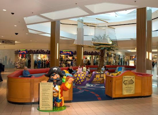 florida/tampa-bay-area/shop/university-mall
