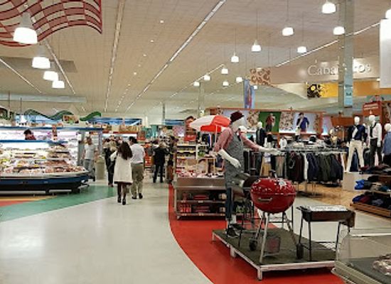 ecuador/orellana-region/shop/megamaxi