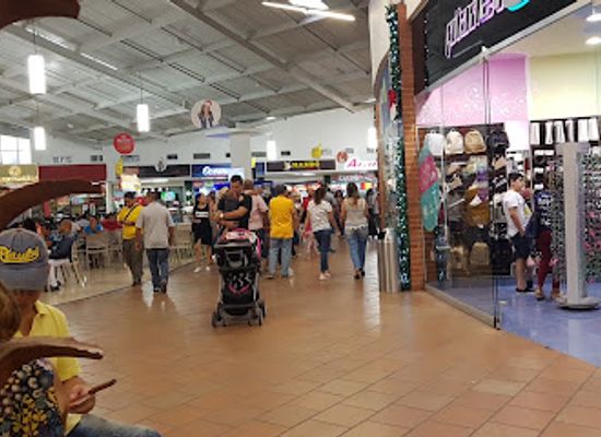 colombia/andean-region/shop/unico-outlet-mall