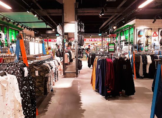 hungary/pecs/shop/cropp