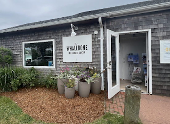 new-york/montauk/shop/the-whalebone-record-shop