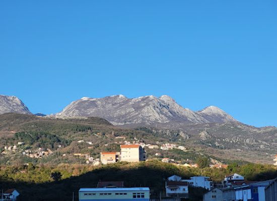 montenegro/kuci/shop/hdl-novi-mall