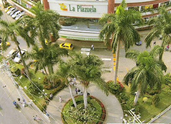 colombia/cartagena/shop/multicentro-la-plazuela