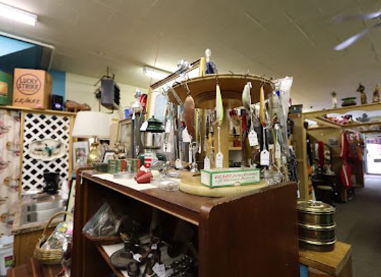 minnesota/boundary-waters-canoe-area-wilderness/shop/ubetcha-antiques-uffda-gifts-tower-mn