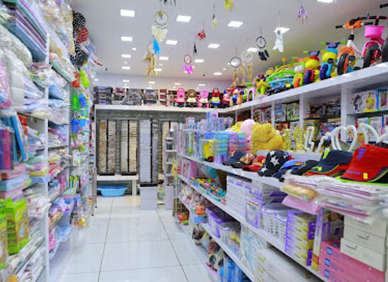 india/kochi/shop/pearls-n-petals-fancy-and-cosmetics-shop