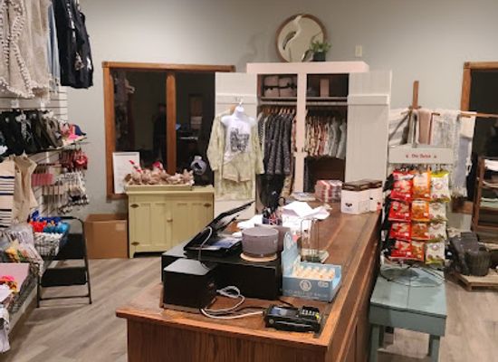 north-dakota/lake-metigoshe-state-park/shop/the-pink-tackle-box-boutique