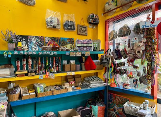 vietnam/phu-quoc-island/shop/canary-store