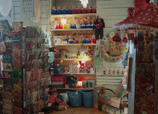 switzerland/zurich-lake/shop/lilli-tulipan