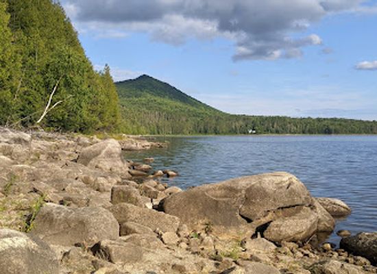 vermont/molly-falls-state-park/shop/mollys-falls-pond