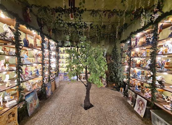 vatican-city/belvedere-courtyard/shop/history-and-magic