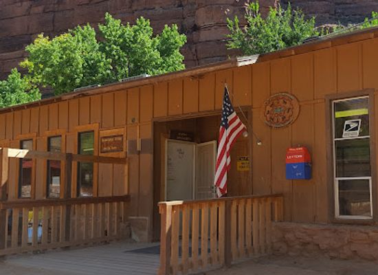 arizona/havasu-falls/shop/havasupai-trading-company-market