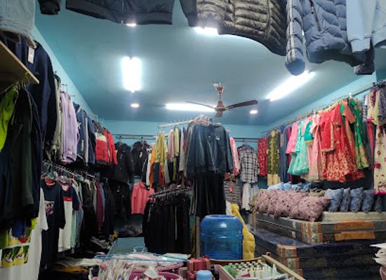 bhutan/punakha/shop/mathiyas-general-shop