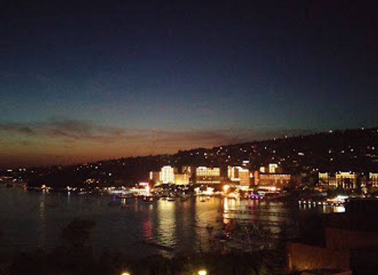 slovenia/portoroz/shop/guess-accessories