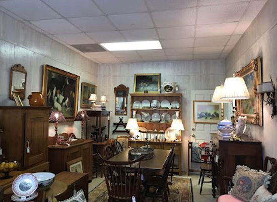 north-carolina/blue-ridge-mountains/shop/blue-ridge-antiques