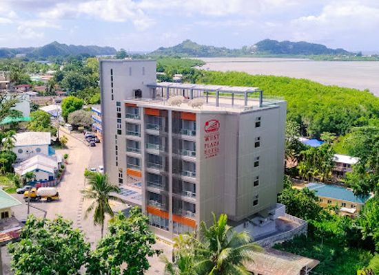 micronesia/western-caroline-islands/shop/west-plaza-at-lebuu-street