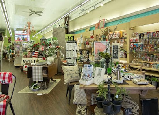 arkansas/southwest-arkansas/shop/the-boutique