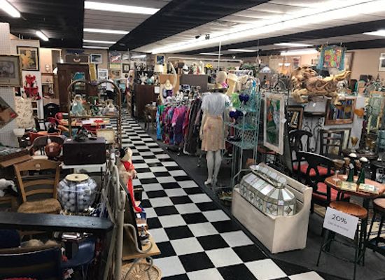 texas/fort-worth/shop/ties-to-the-past-antiques