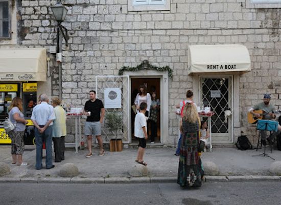 croatia/trogir/shop/grop-gallery-concept-store
