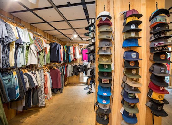 switzerland/grindelwald/shop/backdoor-snowboard-ski-running-shop-grindelwald