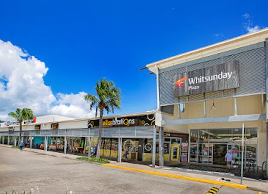 australia/the-whitsundays/shop/whitsunday-plaza