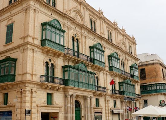 malta/grand-harbour/shop/tommy-hilfiger-valletta