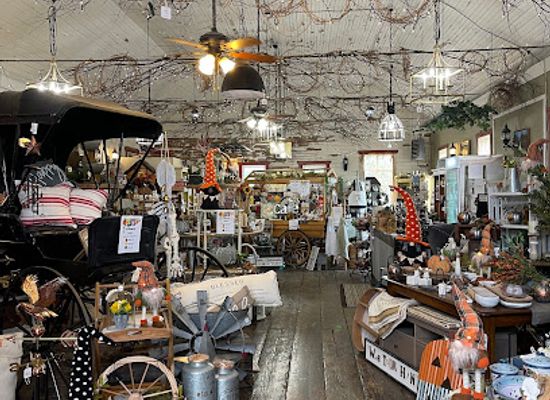 colorado/eastern-plains/shop/the-carriage-shoppes