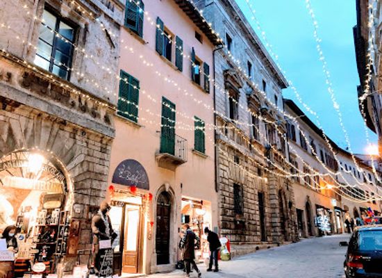 italy/montepulciano/shop/butterfly