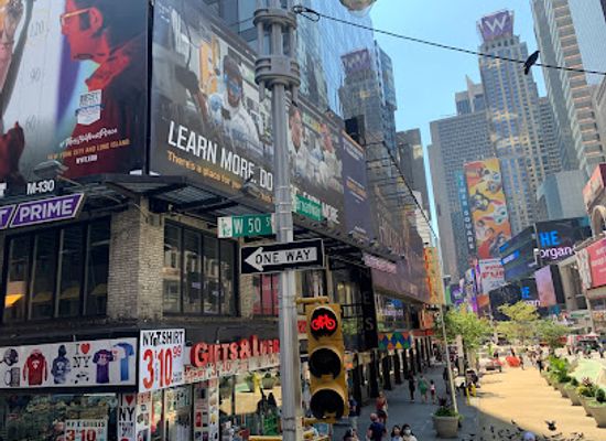 new-york/new-york-city/shop/ny-s-best-gift-shop