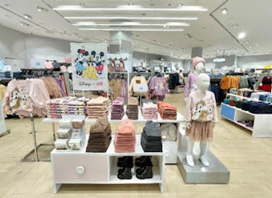 united-arab-emirates/palm-jumeirah/shop/h-m
