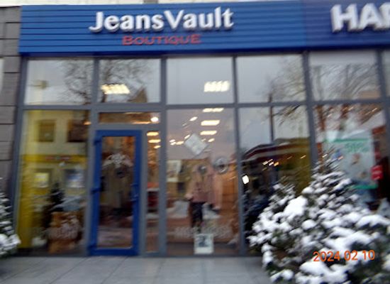 lithuania/palanga-beach/shop/jeansvault