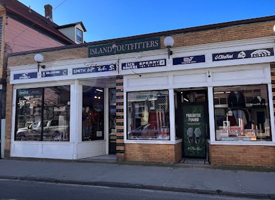 rhode-island/newport-county/shop/island-outfitters
