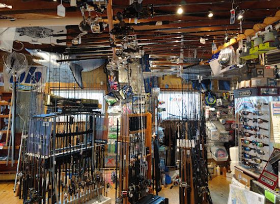 rhode-island/washington-county/shop/watch-hill-outfitters