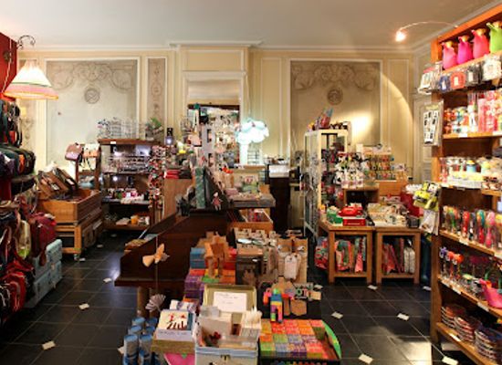 belgium/ghent/korenmarkt/shop/a-pril
