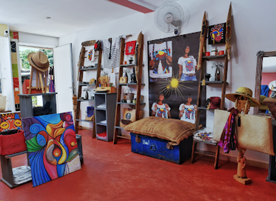 madagascar/atsinanana/shop/fatapera-boutik-nosy-be-ambatoloaka