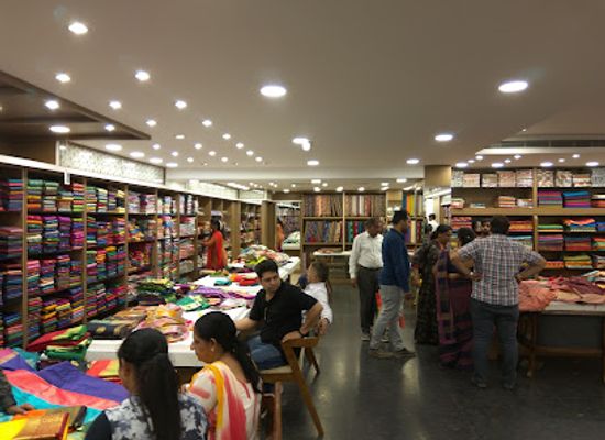 india/mysore/shop/ni-mysore-saree-center-handicrafts