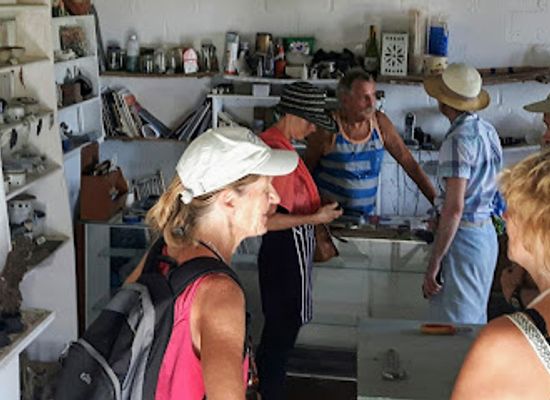 saint-vincent-and-the-grenadines/bequia/shop/mike-goddard-pottery