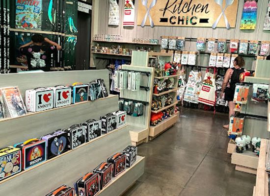 california/los-angeles/shop/the-hollywoodland-experience