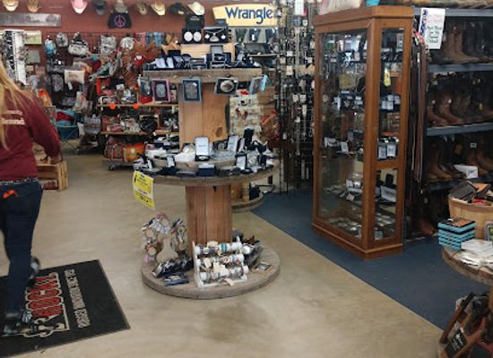 delaware/delmarva-peninsula/shop/chick-s-discount-saddlery-western-wear
