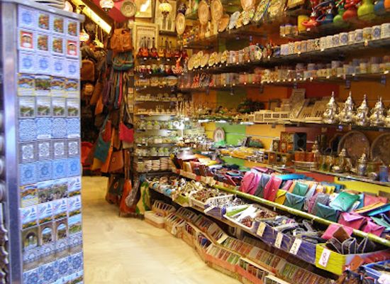 spain/sierra-nevada/shop/alcaiceria
