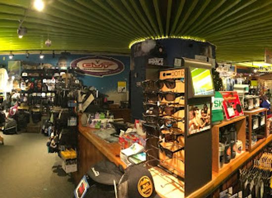 vermont/green-mountains-national-forest/shop/first-stop-board-barn-ski-bike-snowboard-paddle-shop